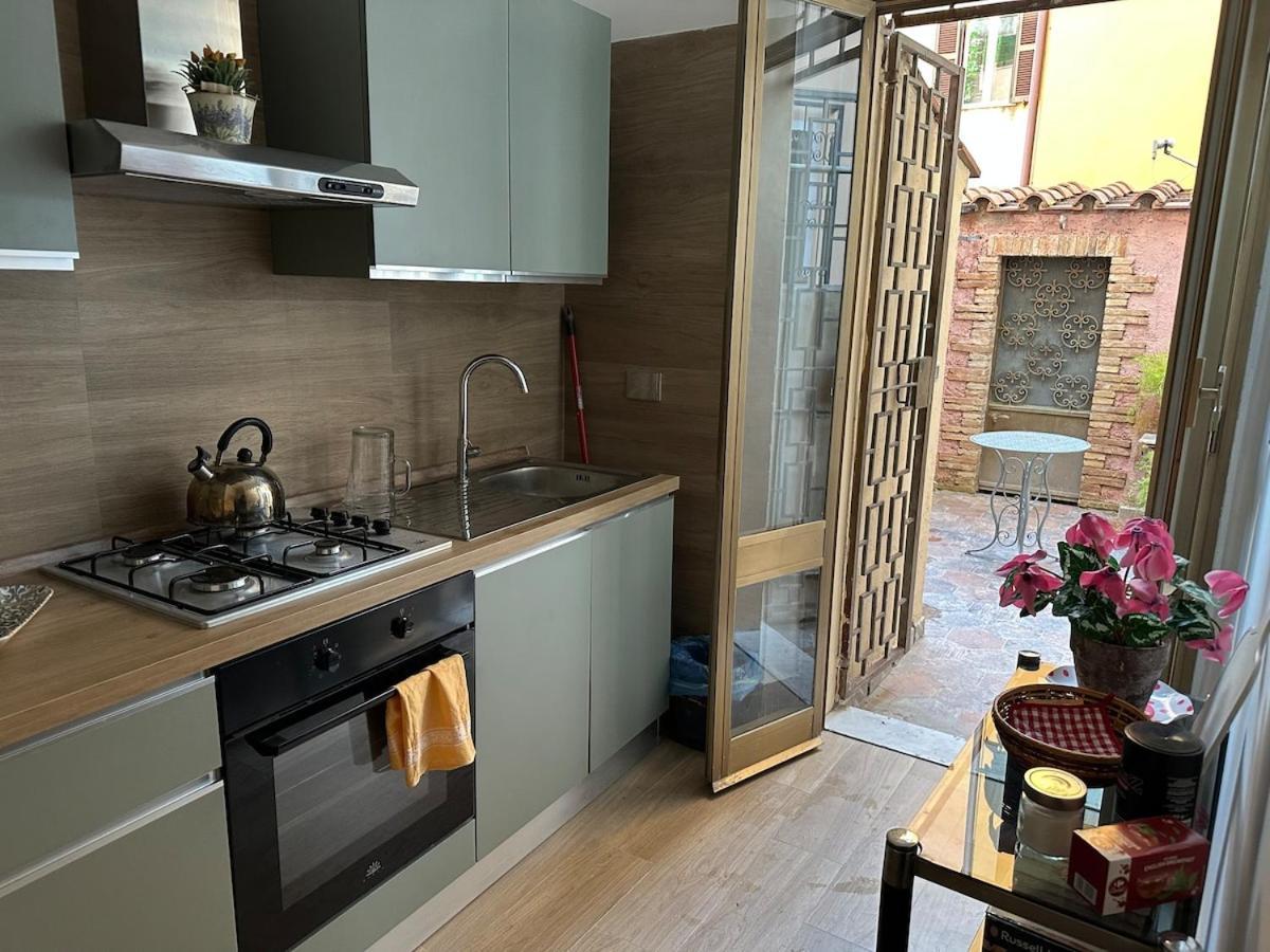 Apartment Borgo Pio Vatican Rome